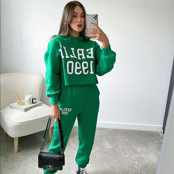 𝗡𝗪𝗧 𝗭𝗮𝗿𝗮 • Varsity Jogger Pants - Picture 5 of 16